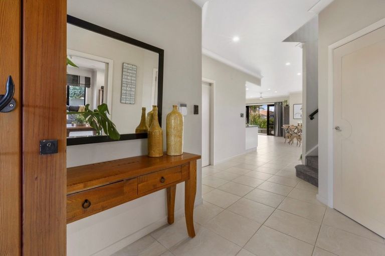 Photo of property in 2 Santa Monica Drive, Papamoa Beach, Papamoa, 3118