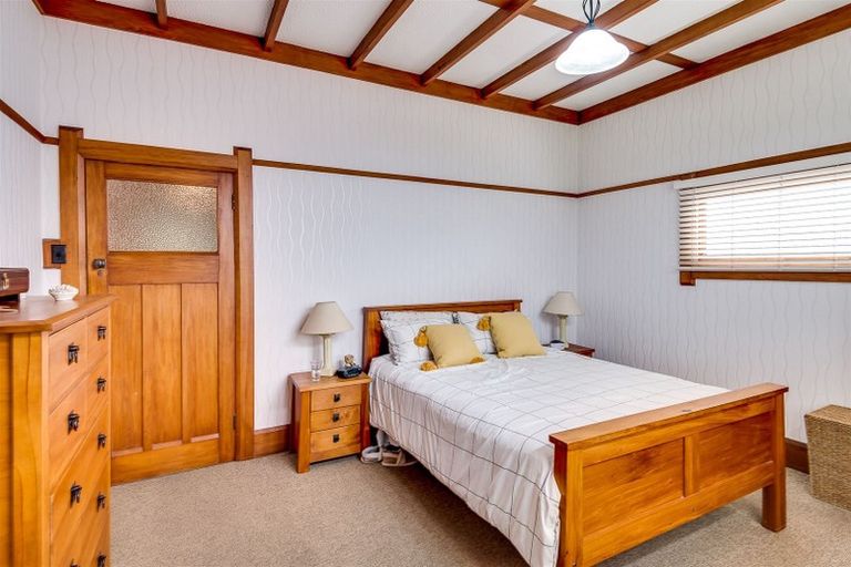 Photo of property in 130 Gloucester Street, Taradale, Napier, 4112