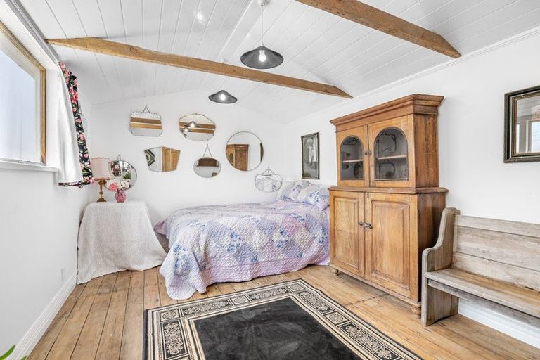 Photo of property in 3 Robin Hood Bay Road, Peraki, Little River, 7591