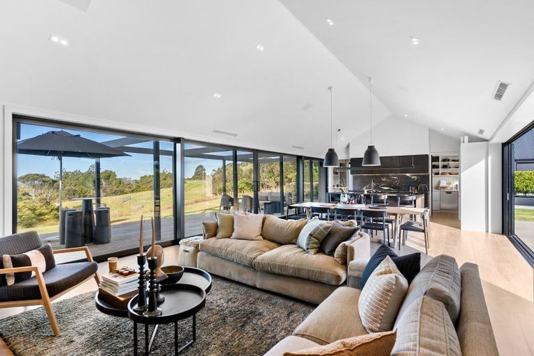 Photo of property in 34 Aroha Road, Te Arai, Wellsford, 0975