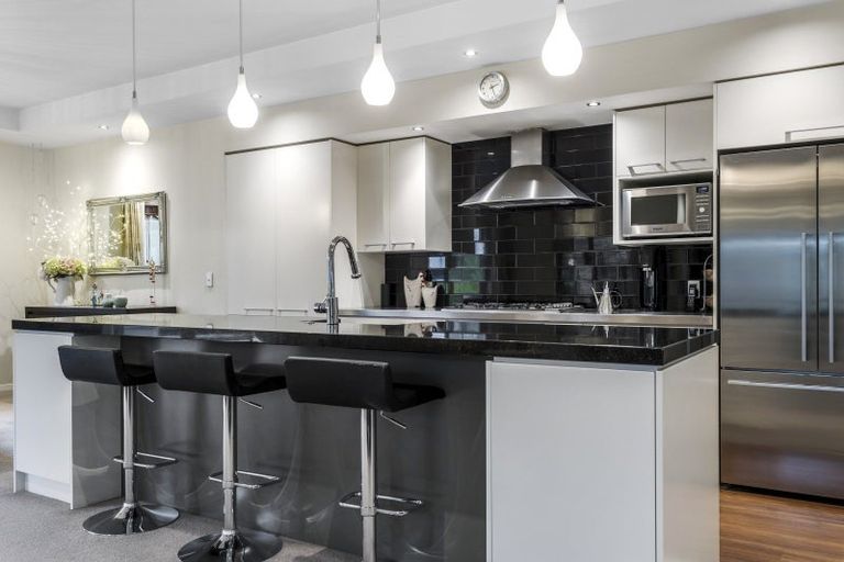 Photo of property in 37 Enverton Drive, Rangiora, 7400