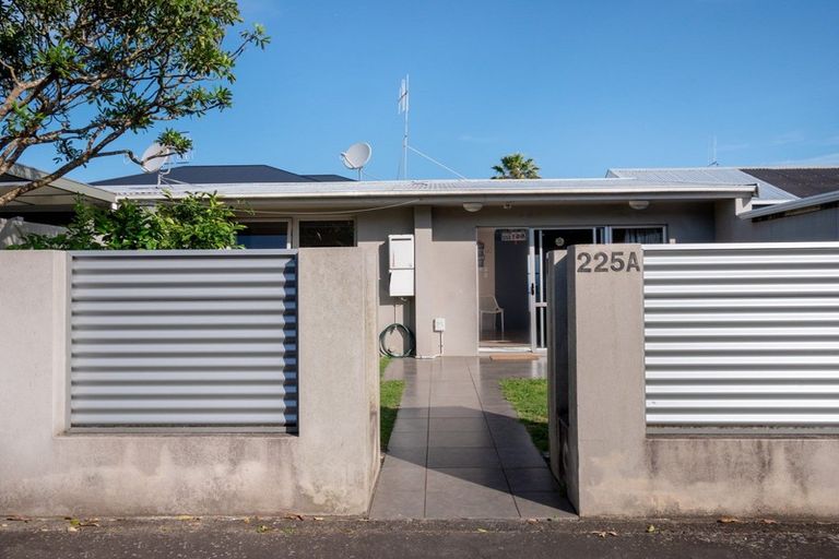 Photo of property in 225a Fifteenth Avenue, Tauranga South, Tauranga, 3112
