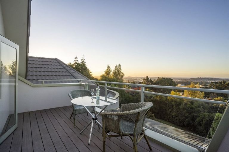 Photo of property in 565 Redoubt Road, Flat Bush, Auckland, 2019