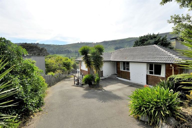 Photo of property in 19 Flinders Road, Heathcote Valley, Christchurch, 8022