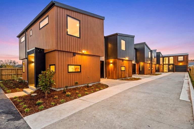 Photo of property in 4/70 Isleworth Road, Bishopdale, Christchurch, 8053