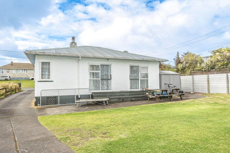 Photo of property in 260 London Street, Tawhero, Whanganui, 4501