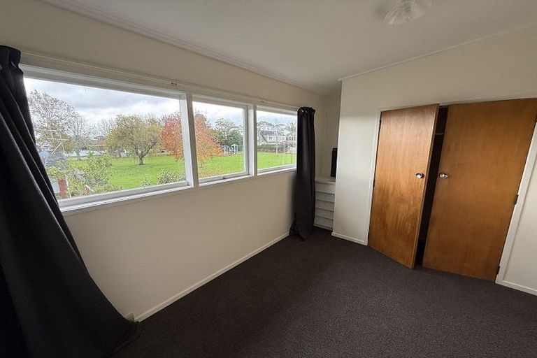 Photo of property in 2/21 Williams Avenue, Pakuranga, Auckland, 2010