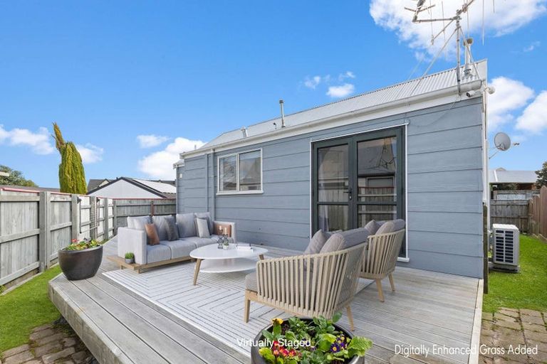 Photo of property in 64 Rhodes Drive, Kelvin Grove, Palmerston North, 4414