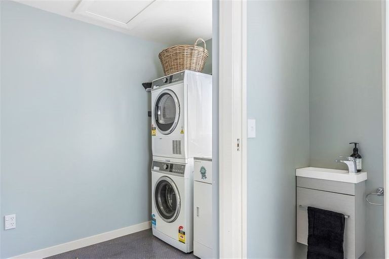 Photo of property in 93a Studholme Street, Somerfield, Christchurch, 8024