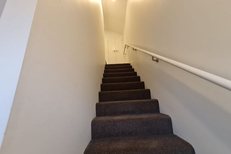 Photo of property in 14 Wheatsheaf Lane, Heathcote Valley, Christchurch, 8022