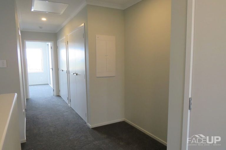 Photo of property in 28 Pukewhero Rise, Westgate, Auckland, 0614
