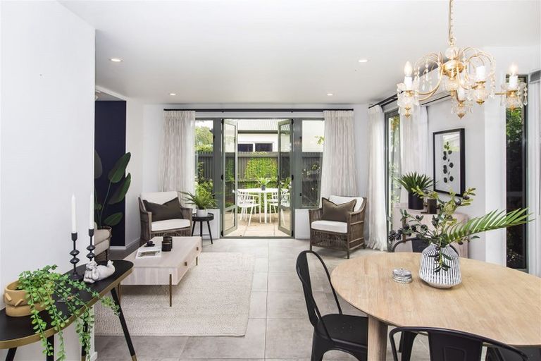 Photo of property in 35a Trafalgar Street, St Albans, Christchurch, 8014