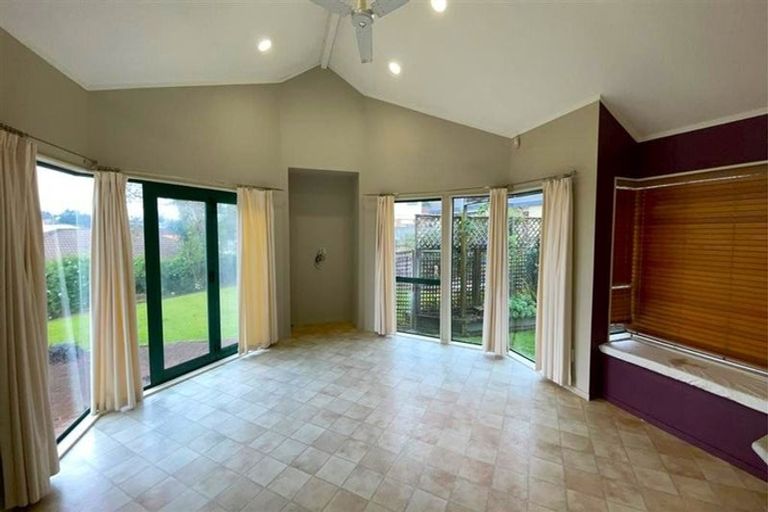 Photo of property in 41 Wairere Road, The Gardens, Auckland, 2105