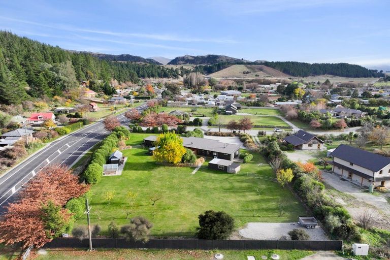 Photo of property in 2 Pisa Road, Luggate, Cromwell, 9383