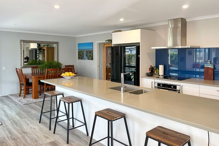 Photo of property in 82b The Boulevard, Papamoa Beach, Papamoa, 3118