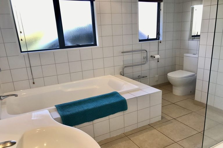 Photo of property in 10a Colemans Road, Springlands, Blenheim, 7201