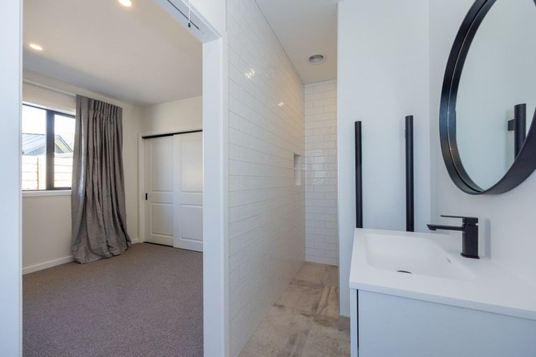 Photo of property in 24 Campbell Road, Wanaka, 9305