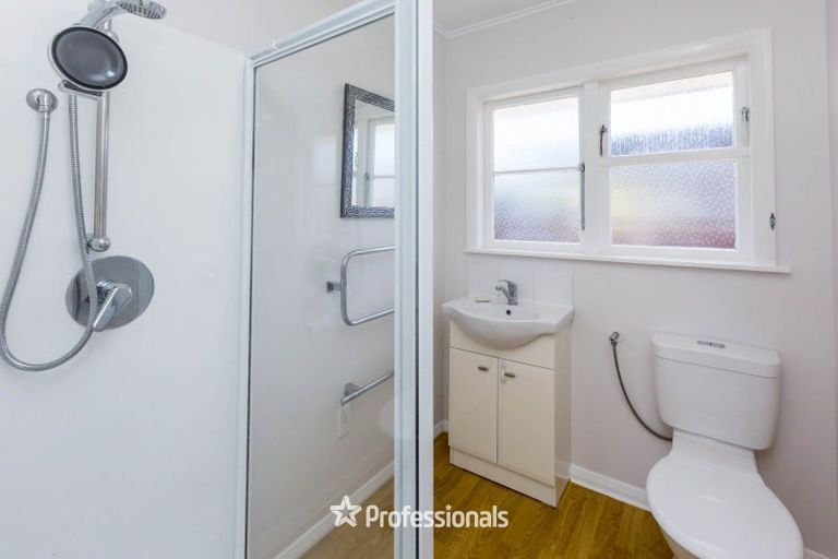 Photo of property in 3/51a Pine Avenue, Ebdentown, Upper Hutt, 5018