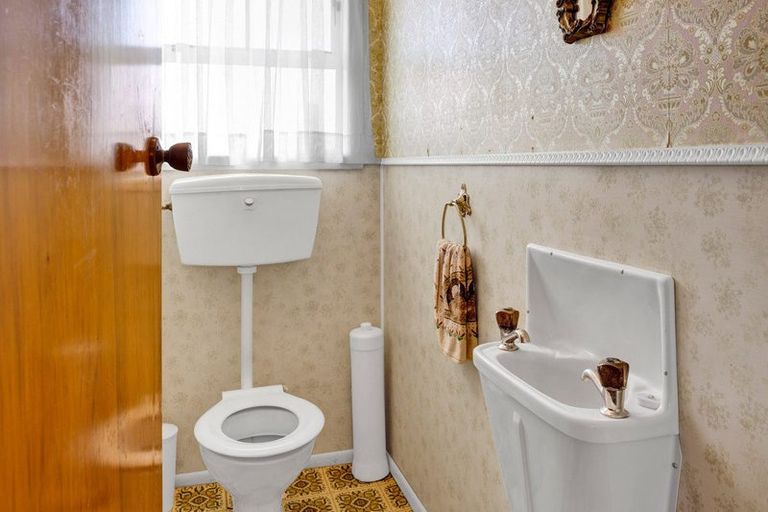 Photo of property in 27 Fairfield Road, Hawera, 4610