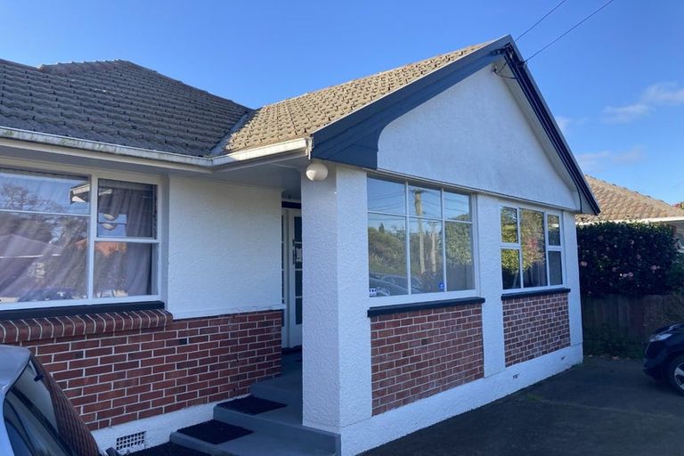 Photo of property in 39 Acacia Avenue, Upper Riccarton, Christchurch, 8041