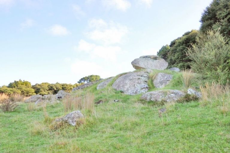 Photo of property in 100 Birdsall Road, Whangateau, Warkworth, 0985