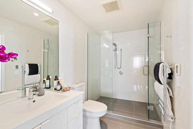 Photo of property in 26 Springfield Road, Saint Albans, Christchurch, 8014