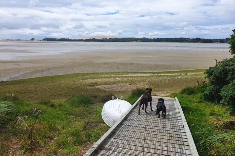 Photo of property in 12 Ti Tree Place, Mangawhai Heads, Mangawhai, 0505