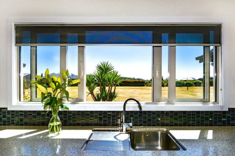 Photo of property in 10 Landsborough Drive, Darfield, 7571