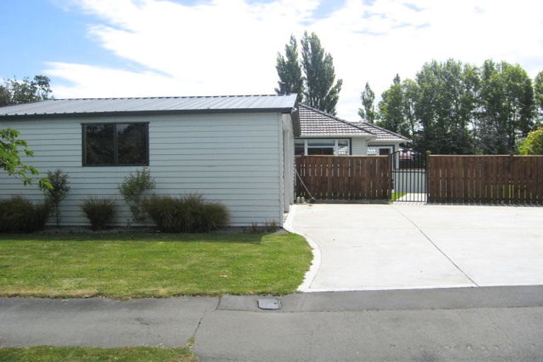 Photo of property in 11a Canberra Place, Redwood, Christchurch, 8051