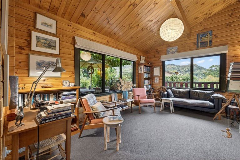 Photo of property in 35 Merlincote Crescent, Governors Bay, 8971