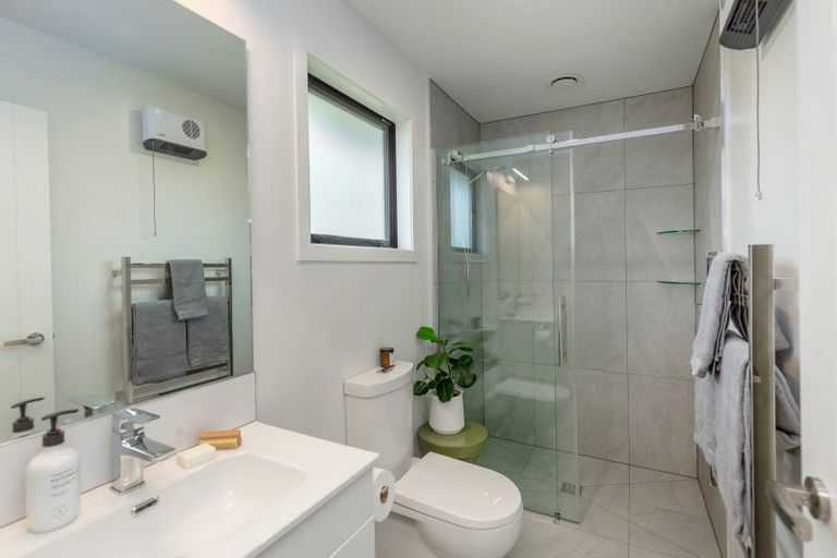 Photo of property in 15 Farley Avenue, Greytown, 5712