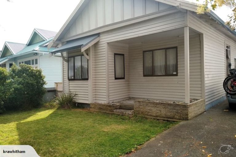 Photo of property in 39 Latham Street, Napier South, Napier, 4110
