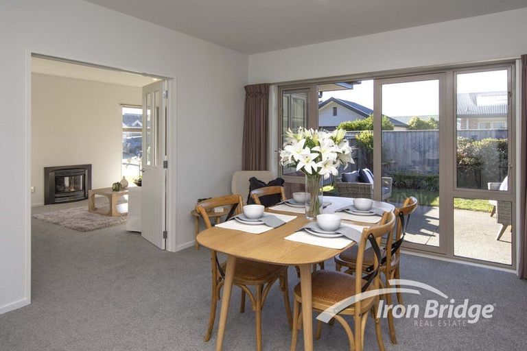 Photo of property in 8 Fredrica Lane, Heathcote Valley, Christchurch, 8022
