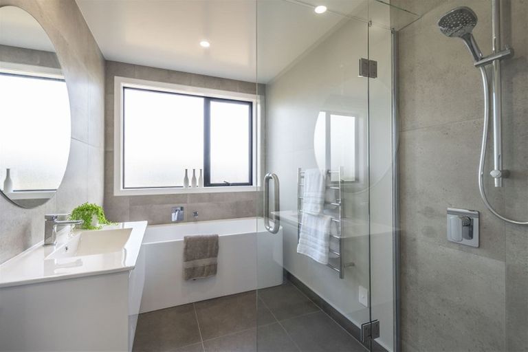 Photo of property in 28 Bragato Way, Te Kauwhata, 3710