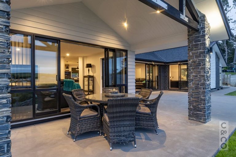 Photo of property in 104 Solan Drive, Waimauku, 0812