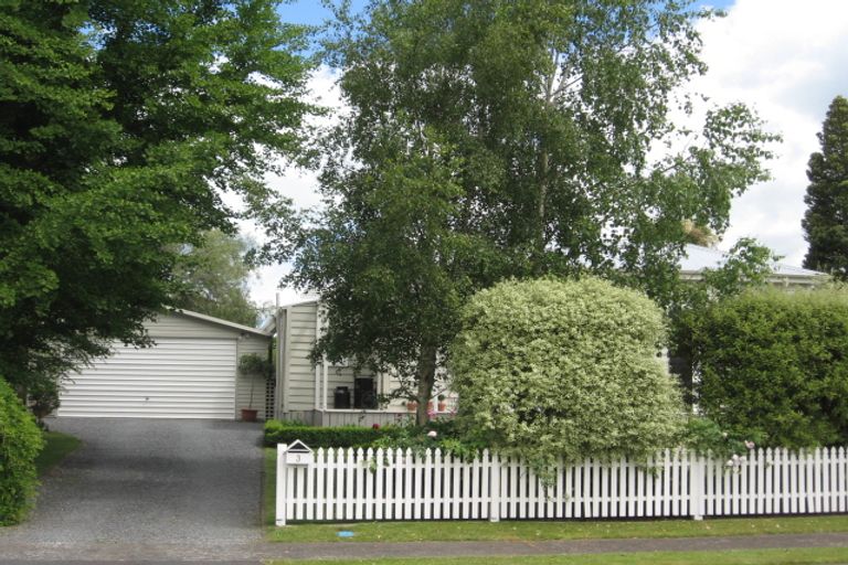 Photo of property in 3 Swift Place, Leamington, Cambridge, 3432