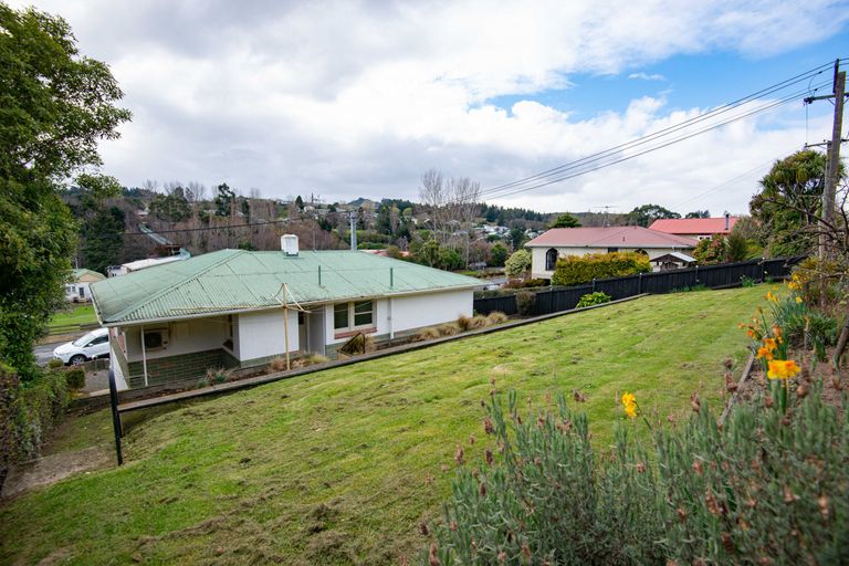 Photo of property in 10 Shand Street, Green Island, Dunedin, 9018