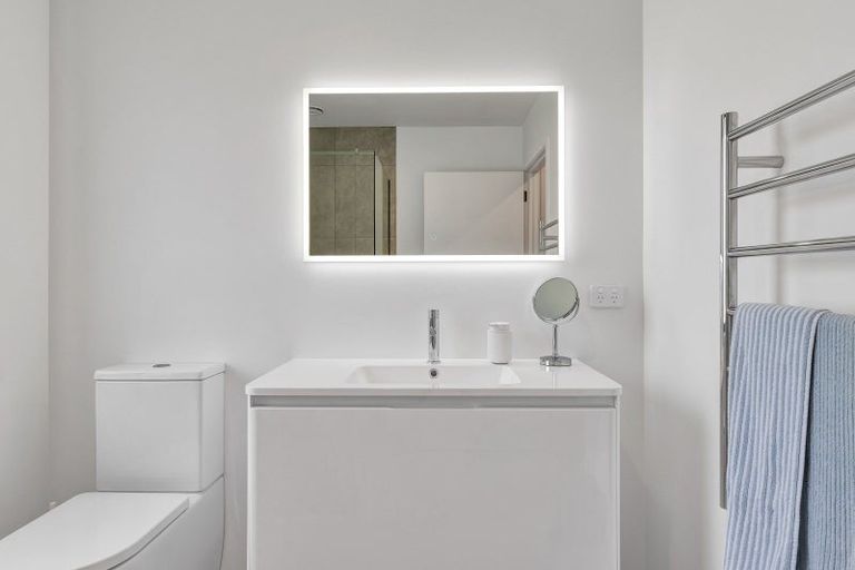 Photo of property in 39a South Road, Blagdon, 4310