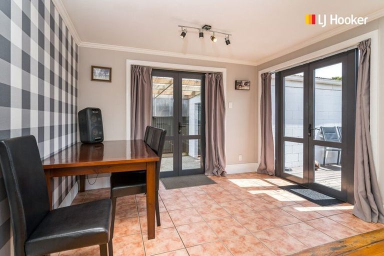 Photo of property in 135 Tomahawk Road, Andersons Bay, Dunedin, 9013