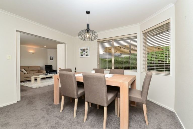 Photo of property in 2 Makepeace Place, Flagstaff, Hamilton, 3210