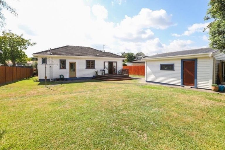 Photo of property in 8 Naylor Street, Hamilton East, Hamilton, 3216