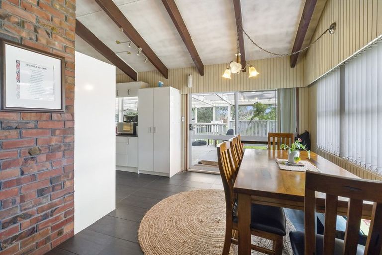 Photo of property in 4 Arthur Place, Opaheke, Papakura, 2113