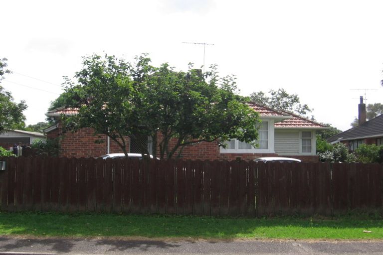 Photo of property in 3 Larsen Road, Panmure, Auckland, 1072