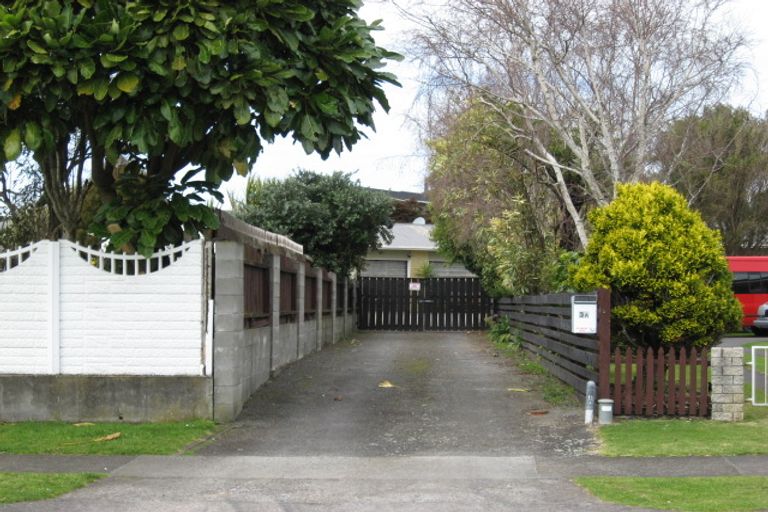 Photo of property in 3a Culzean Grove, Bell Block, New Plymouth, 4312