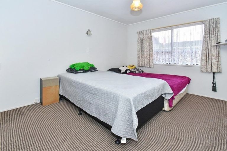 Photo of property in 2/30 Hoteo Avenue, Papatoetoe, Auckland, 2025