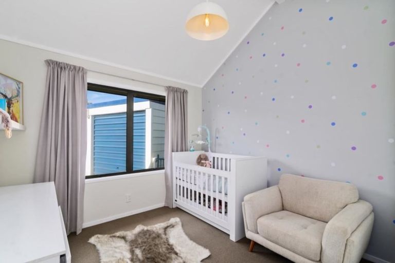 Photo of property in 16 Browning Crescent, Owhata, Rotorua, 3010