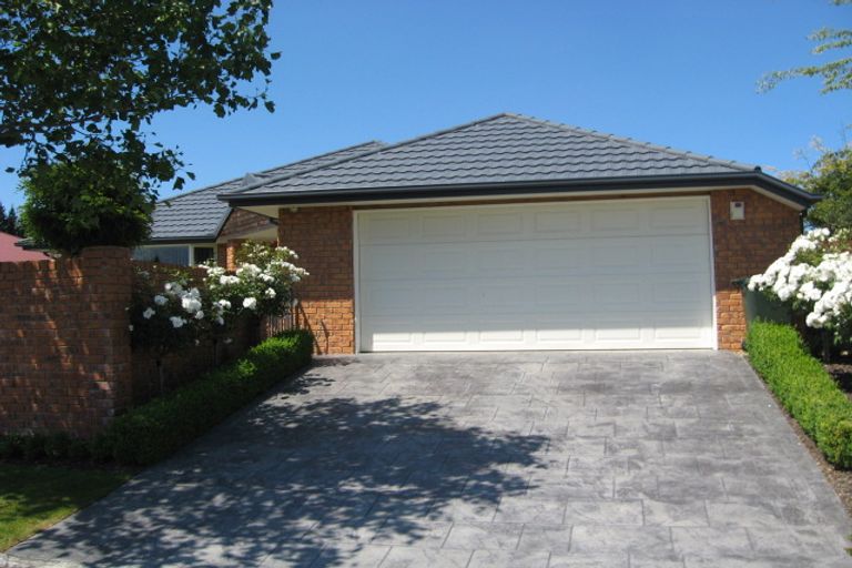 Photo of property in 4 Ridgewood Place, Shirley, Christchurch, 8061