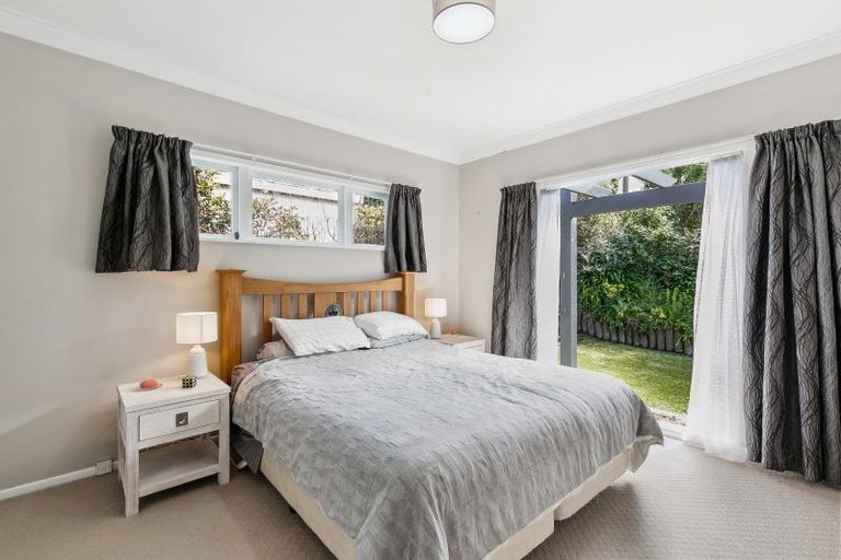 Photo of property in 29 Ngatitoa Street, Tawa, Wellington, 5028