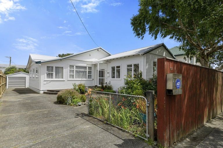 Photo of property in 92 Pretoria Street, Hutt Central, Lower Hutt, 5010