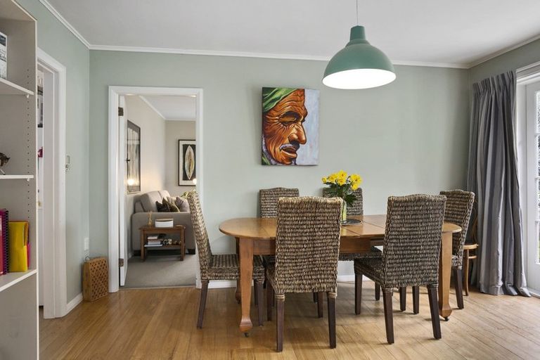 Photo of property in 5 Williams Street, Cambridge, 3434